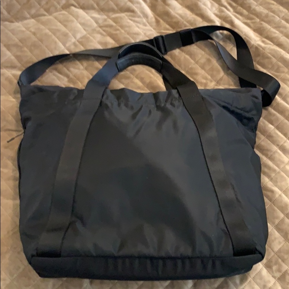 LuluLemon Large Black Athletic Tote